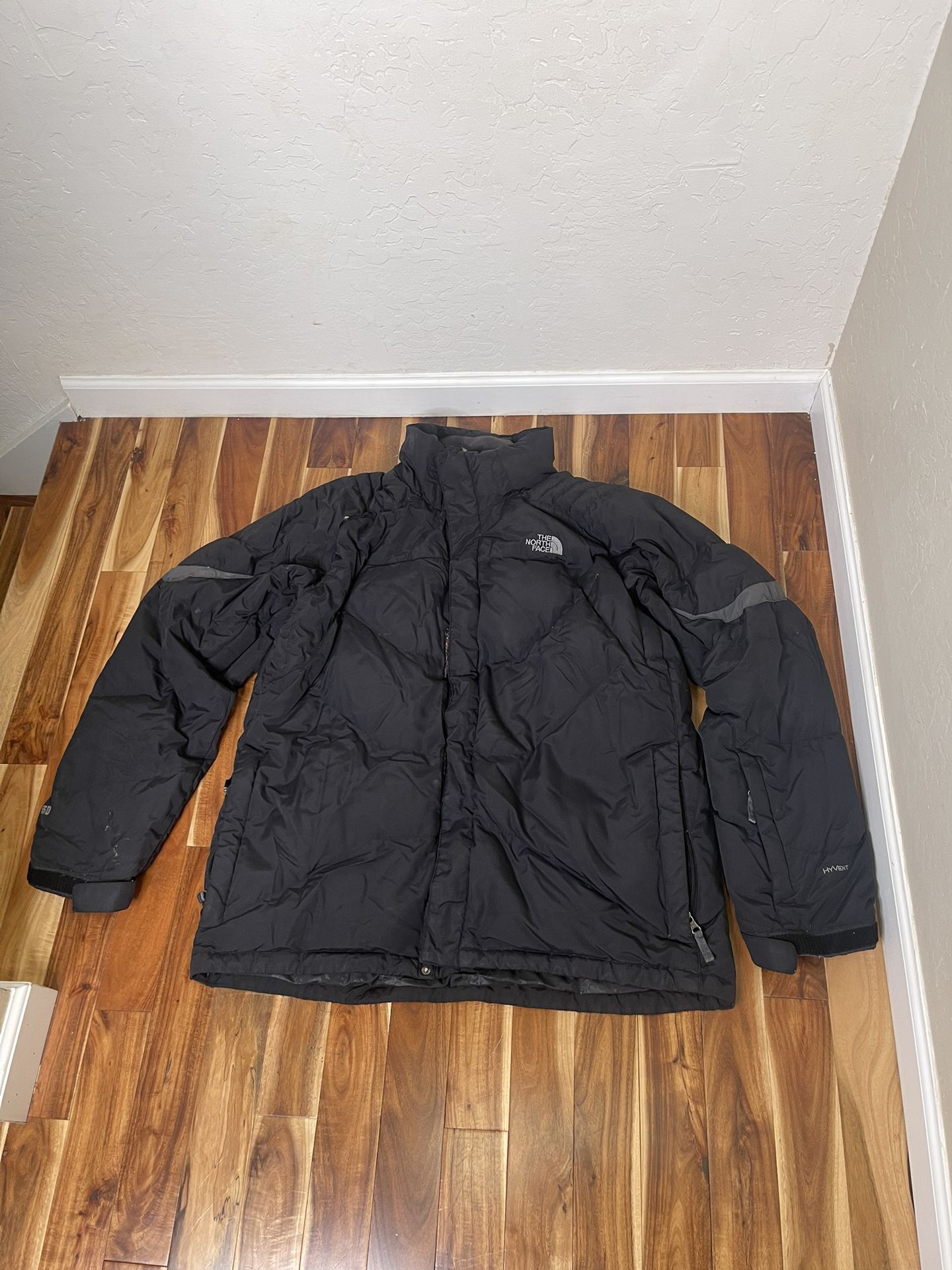 The North Face 550 HyVent Mens Jacket Size XL