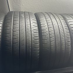 PAIR OF TIRE 265 35 22 PIRELLI 85% LIFE