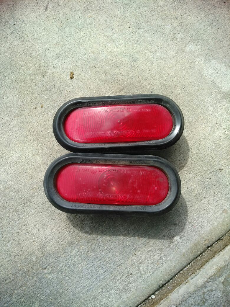 Trailer lights