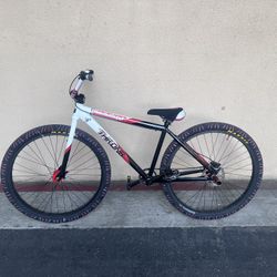 throne bike