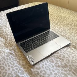 Apple MacBook Pro (2019)