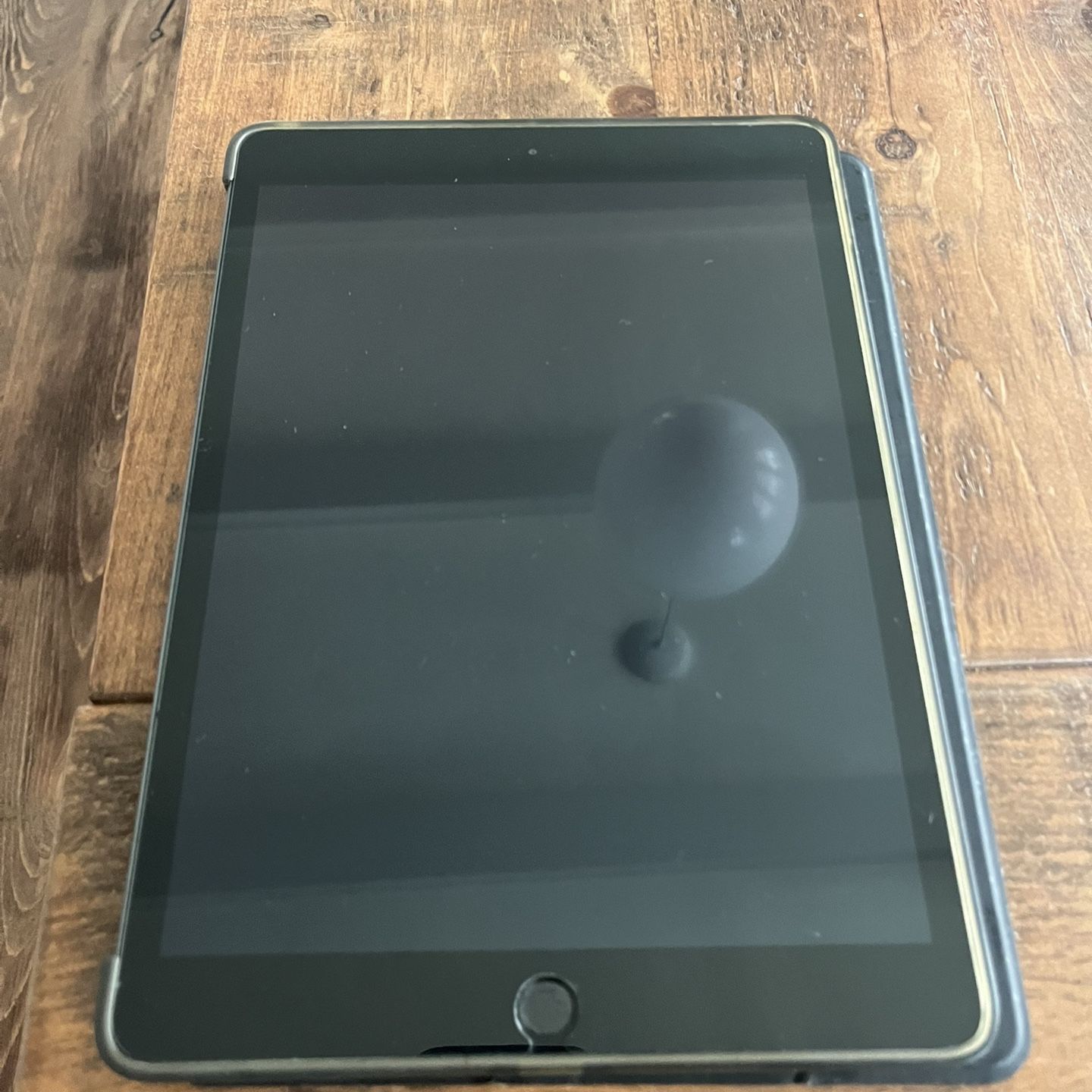 Apple iPad (8th Generation) 