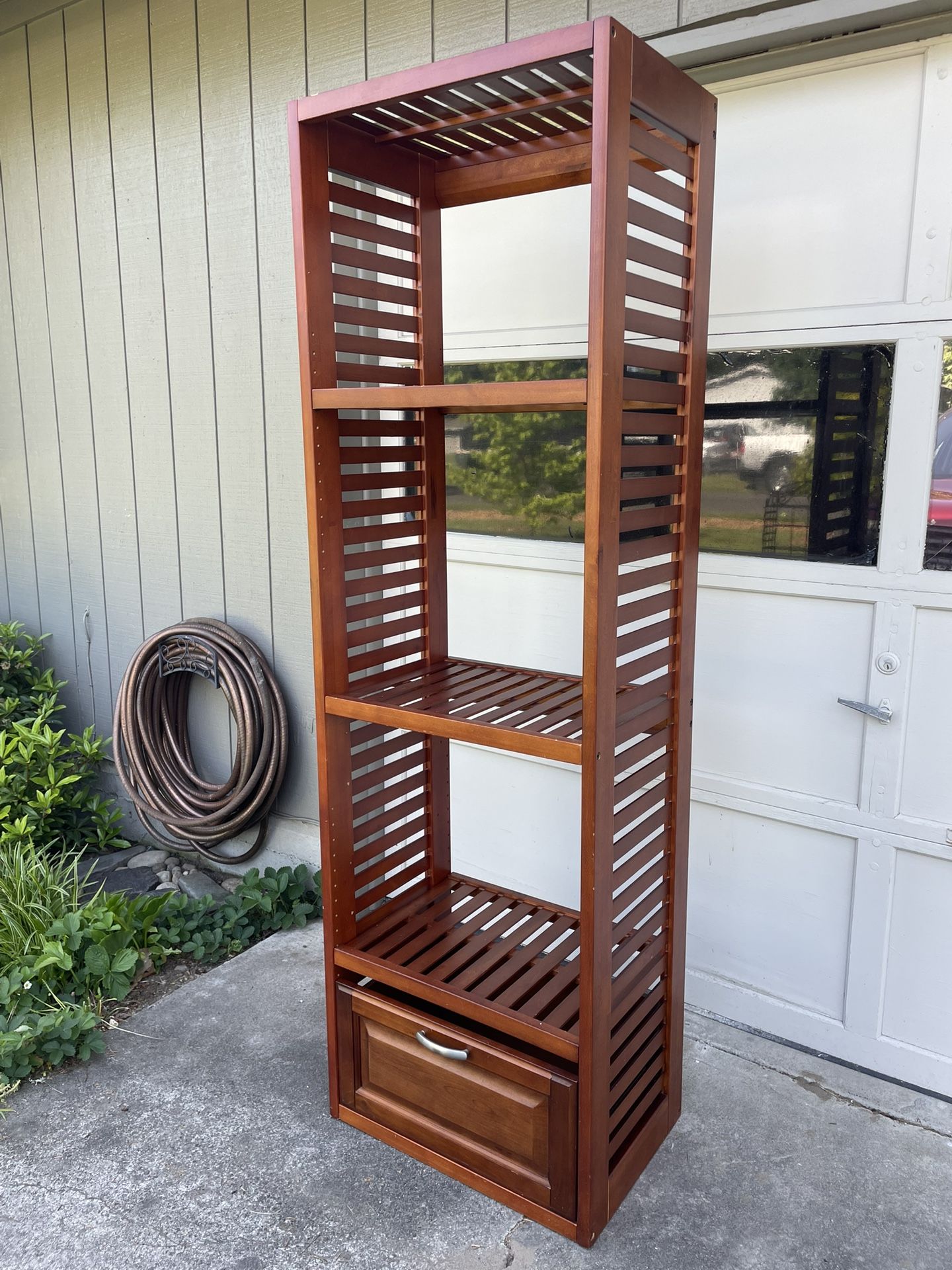 Ventilated Wood Closet Tower