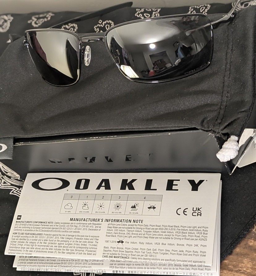 !Brand New Oakley Sunglasses!