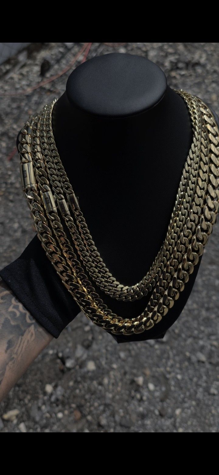 🔥 Stainless Steel 14K Gold Plated Chains (PVD Coated) 🔥