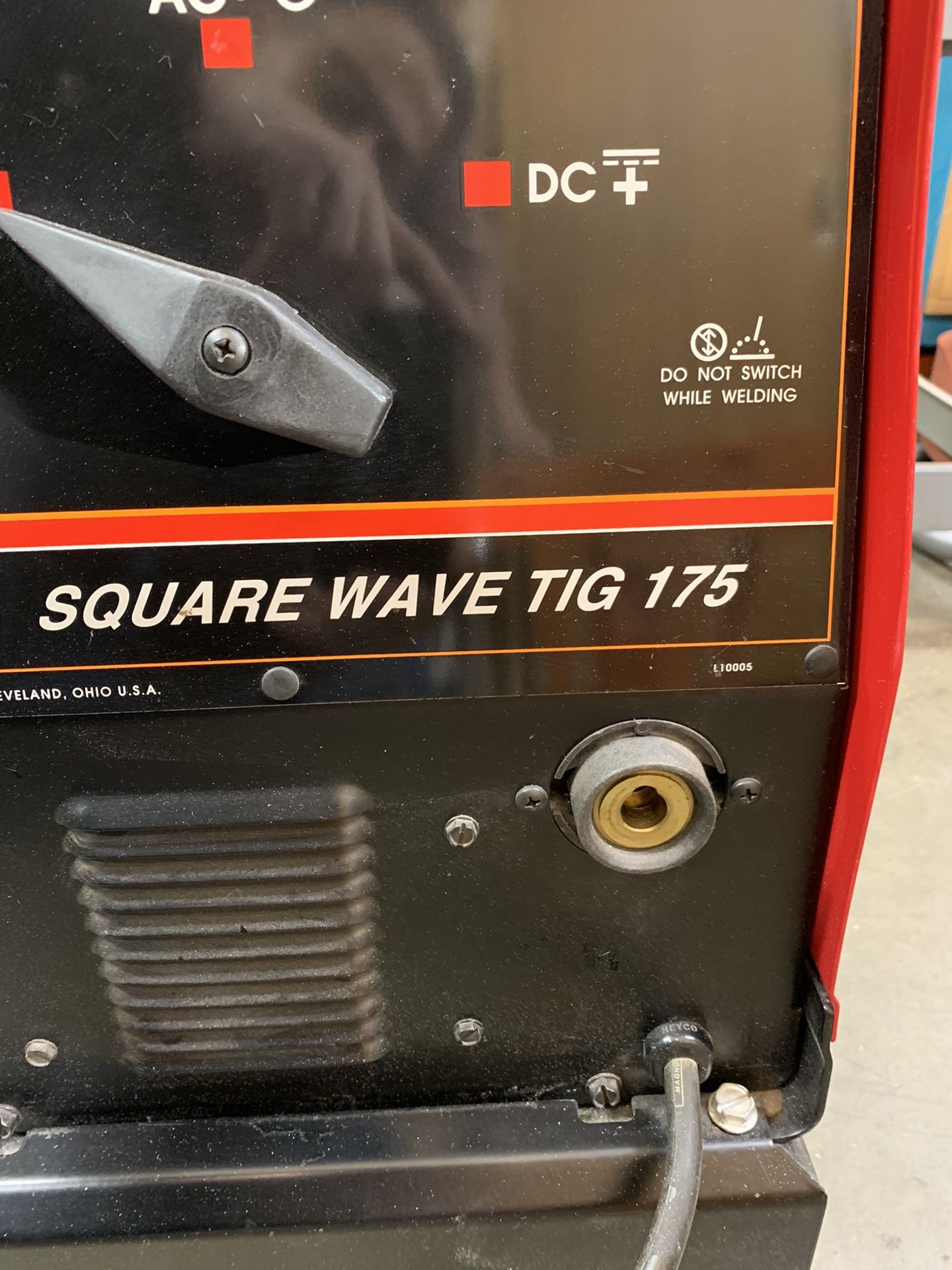 Lincoln Welder Square Wave TIG 175 TIG Welder for Sale in Federal Way