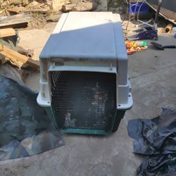 Medium Dog Crate/ Carrier