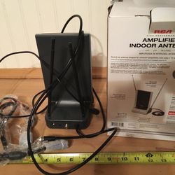 RCA Amplified Indoor Antenna