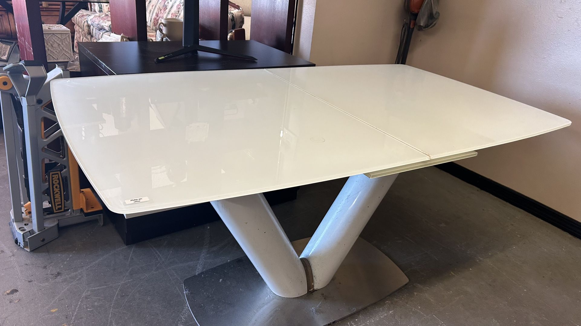 White Glass Extendable Dining Table