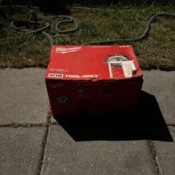 M18 Cordless 6-1/2” Circular Saw 