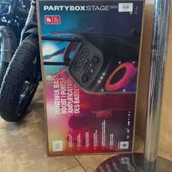 Wireless Speaker JBL Partybox 320 ( Payments Available) 