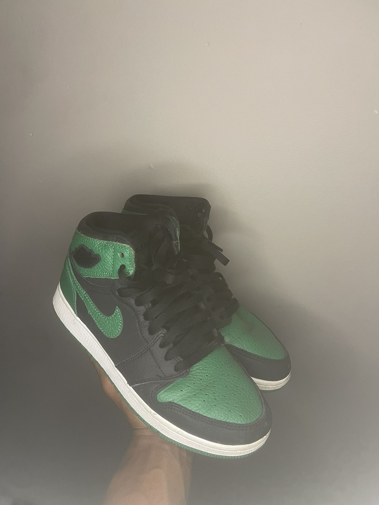 J1 pine green