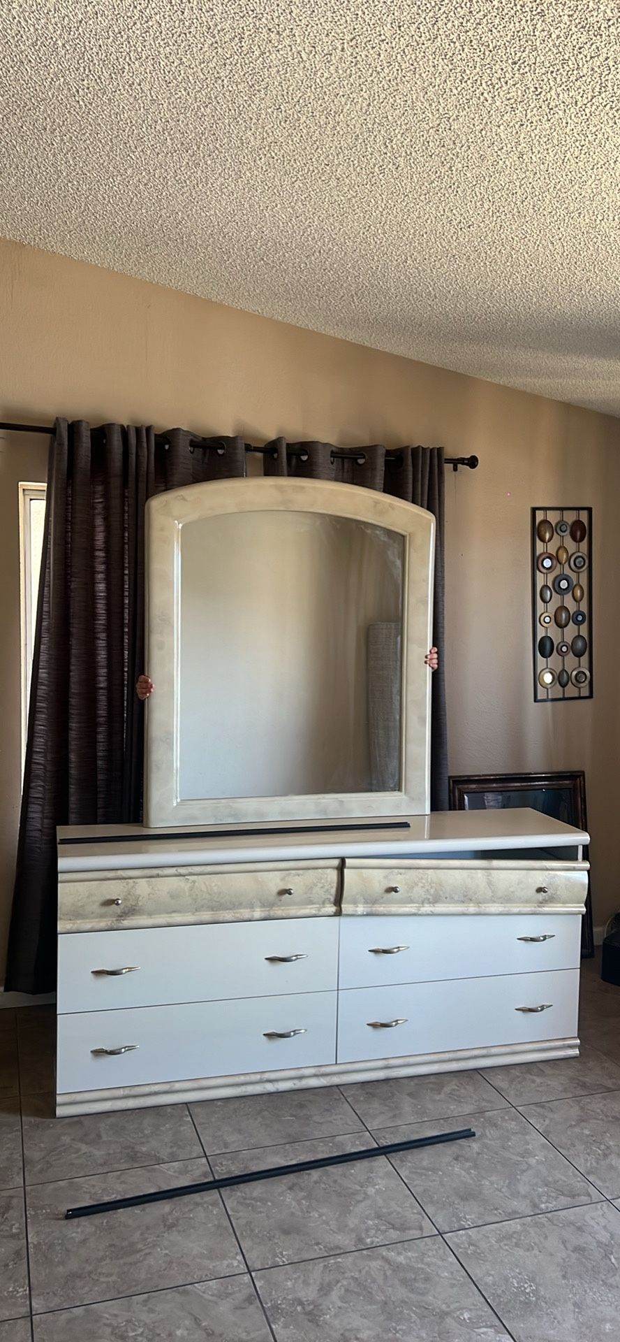 dresser with attachable mirror