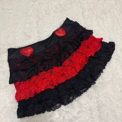 New 1x red black lace ruffle queen of hearts mini skirt festival goth Lolita emo