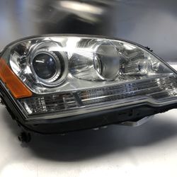 2009 2010 2011 MERCEDES ML XENON HEADLIGHT OEM