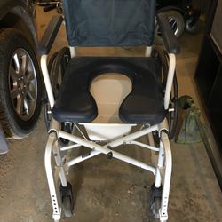 Invacare Mariner Shower/commode Chair