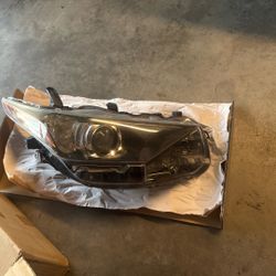 Scion iM/Corolla iM Headlights 
