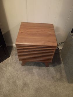 End table