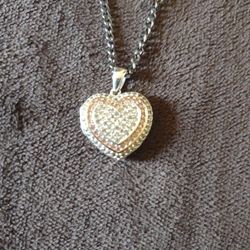 Heart locket necklace 
