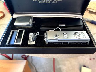 Vintage Yashica Atoron Ultra Miniature Camera -Untested- New in the box.