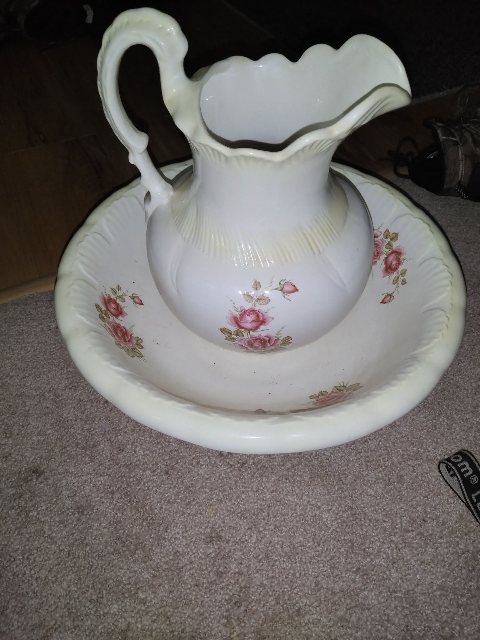 Antique Wash Bowl And Basin