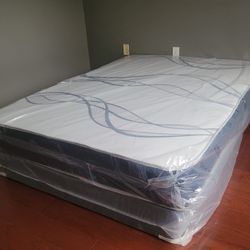 NEW QUEEN SIZE - MATTRESS AND BOX SPRING--2PCS