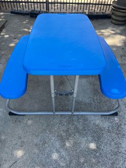 Children’s picnic play table