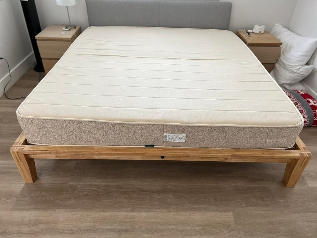 Birch Natural Mattress, King, Like New, Perfect Condition