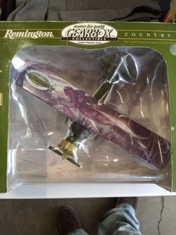 Gear Box Collectable Brand New__Die Cast _bank Airplanes Still Available
