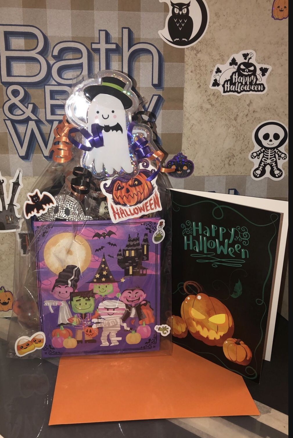 #50 Adorable Blingy Ghost Hold Boo-tiful Basket Bath And Body Works