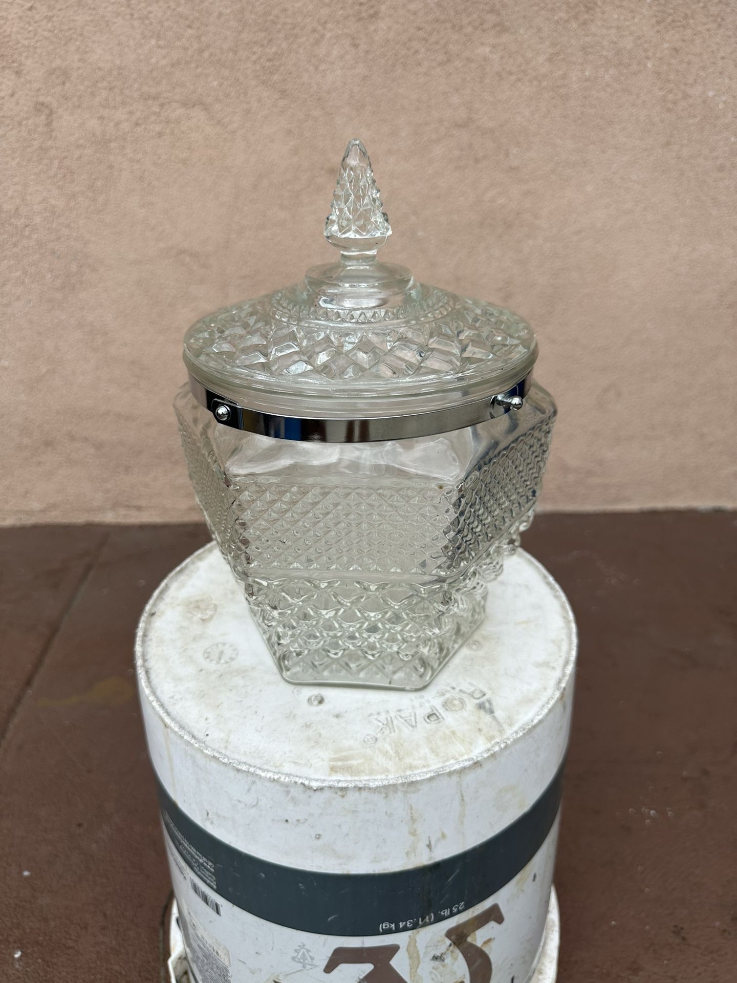 Wexford Ice Bucket Set 2 Pieces  No Tongs  In Excellent Condition 