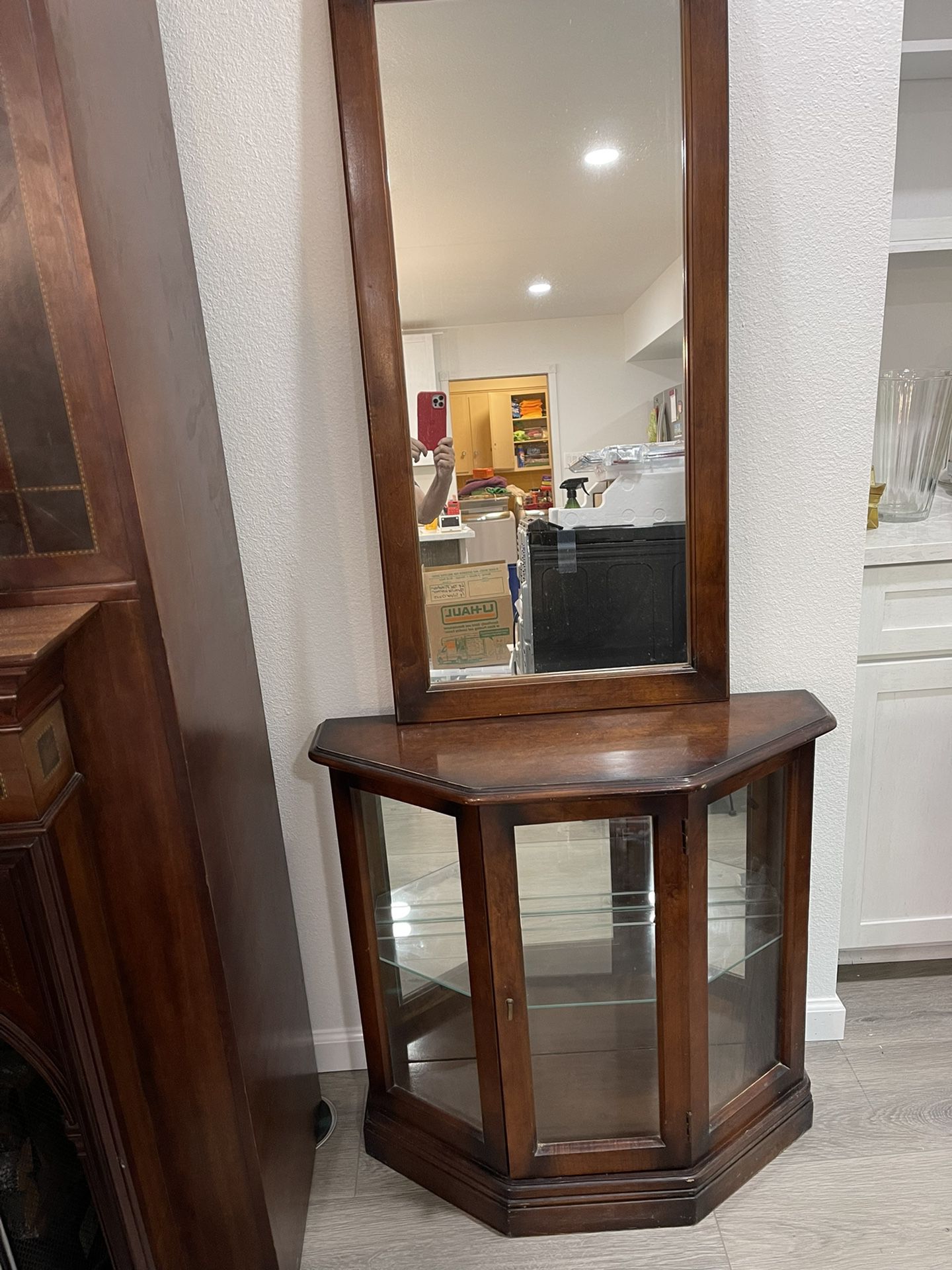 Curio Cabinet With Mirror  Great For Entryway 