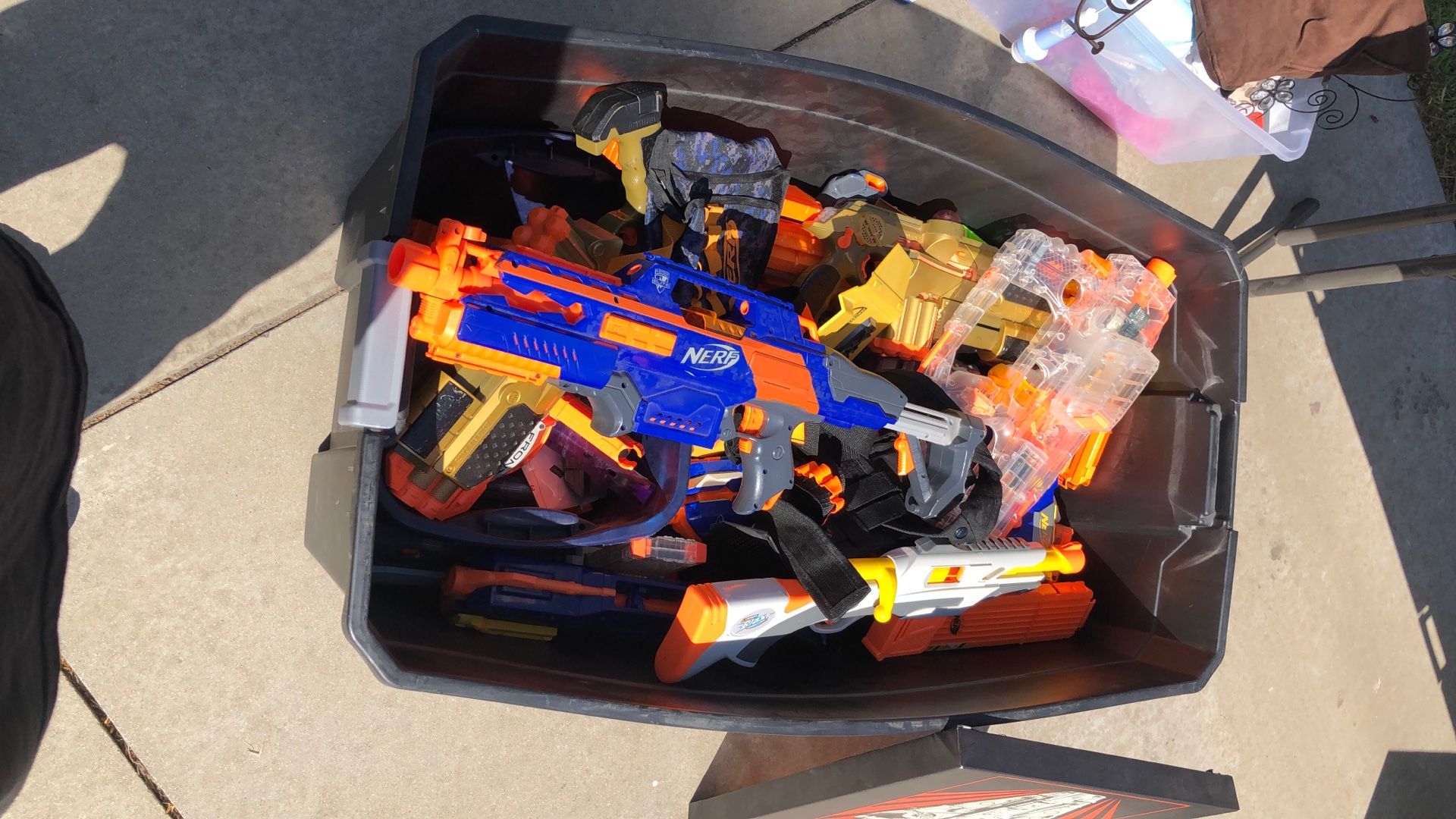 NERF GUNS HUGE TOTE  MAKE OFFER