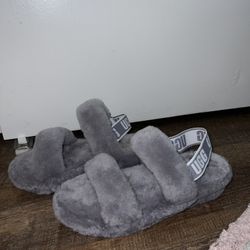 UGG Fuzzy Slides