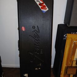 Vintage fender precision bass hardshell case