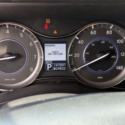2012 Infiniti Qx56