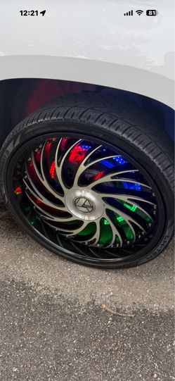26 inch azara rims 6 lug for Tahoe,suburban,Escalade