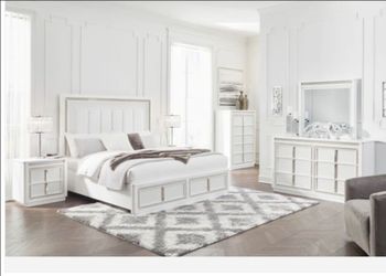 Queen bedroom set-led lights