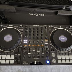 Pioneer 4-channel DDJ-1000SRT With Soft Case