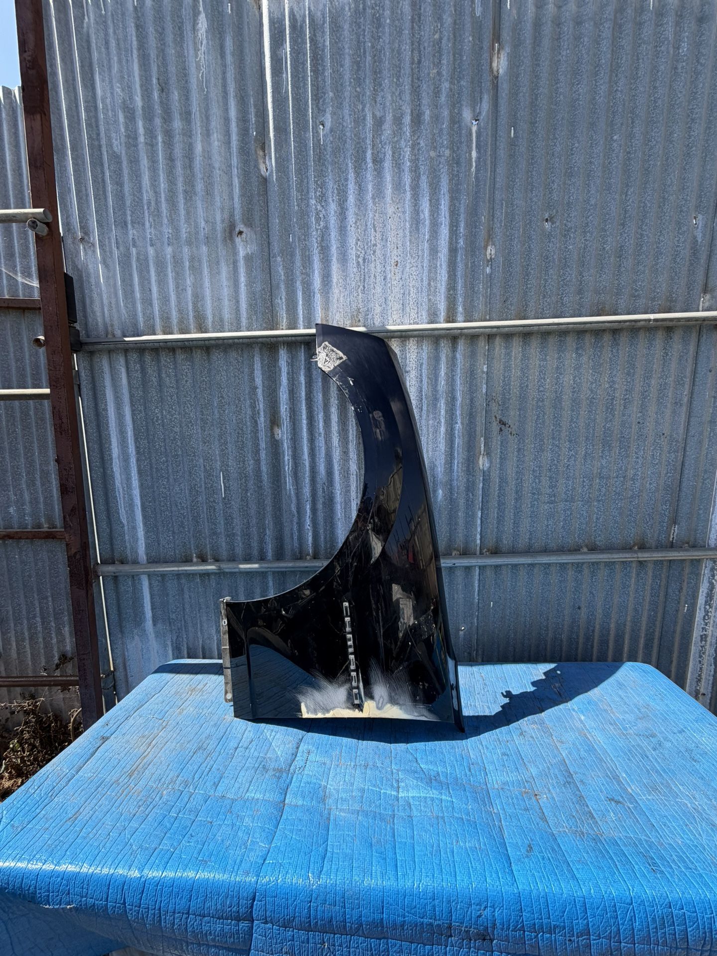 2010 2011 2012 2013 2014 2015 Chevy Chevrolet Camaro Left Driver Side Fender Black OEM (ORIGINAL)