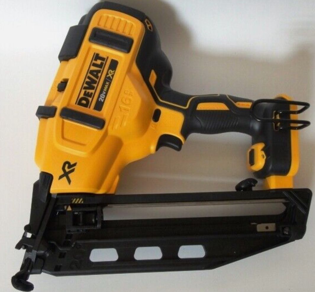 Dewalt XR 16ga Nailer
