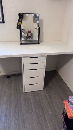 White drawers