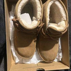 Brown Men Ugg Size 5