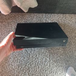 Xbox One X 