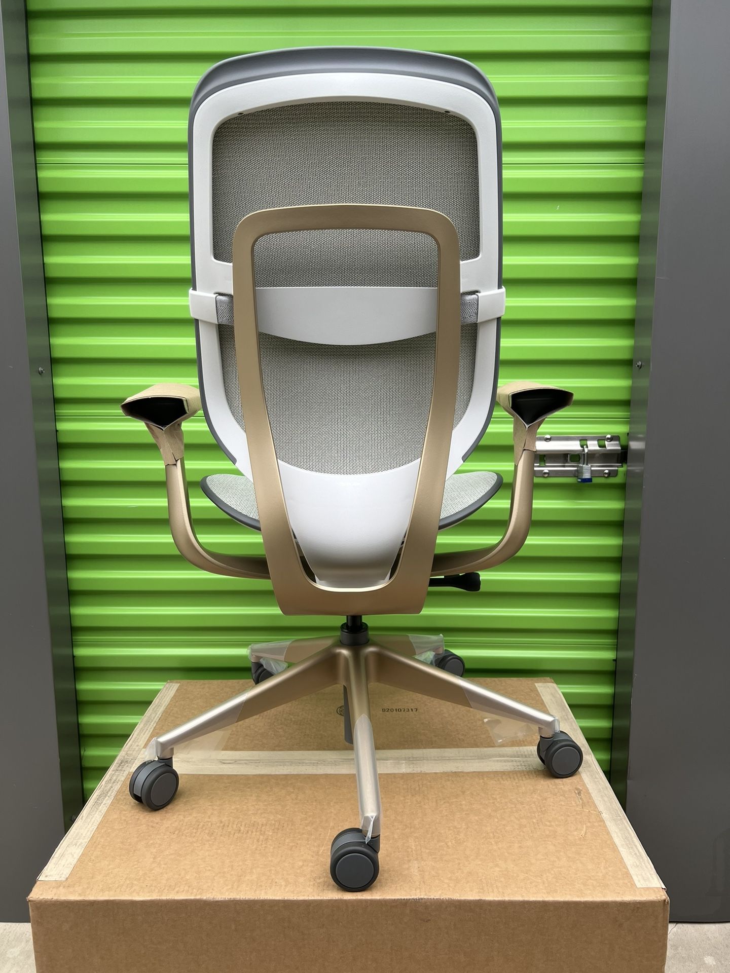 Brand New Steelcase Karman Office chair 