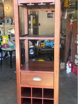 Wine cabinet