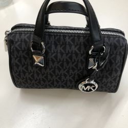 Micheal Kors Small Satchel Bag
