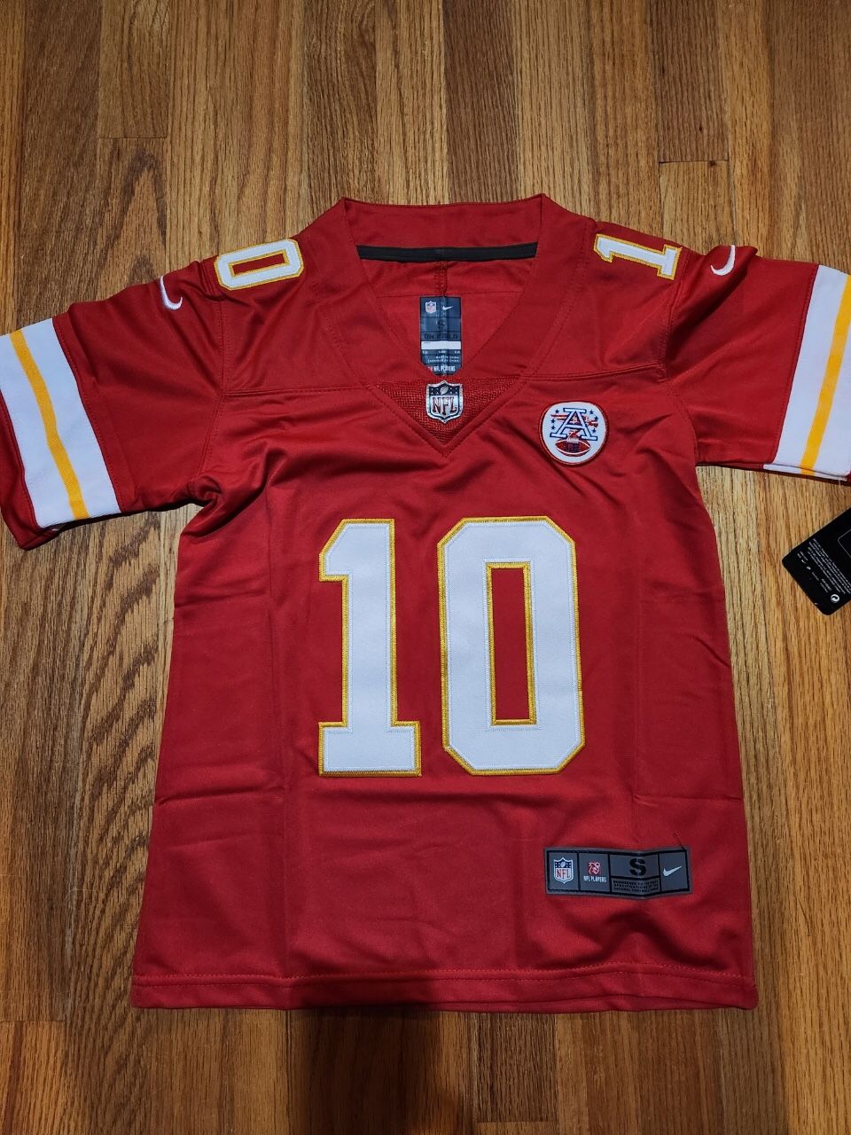 NFL Kansas City Chiefs football uniform No.10 Isiah Pacheco jersey