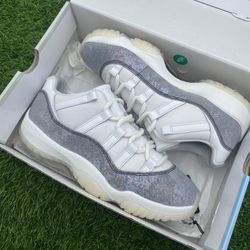 Jordan 11 Low “Year Of The Snake” Size 9M