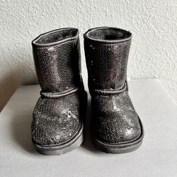 Girl UGG toddler Boots Sz . 9